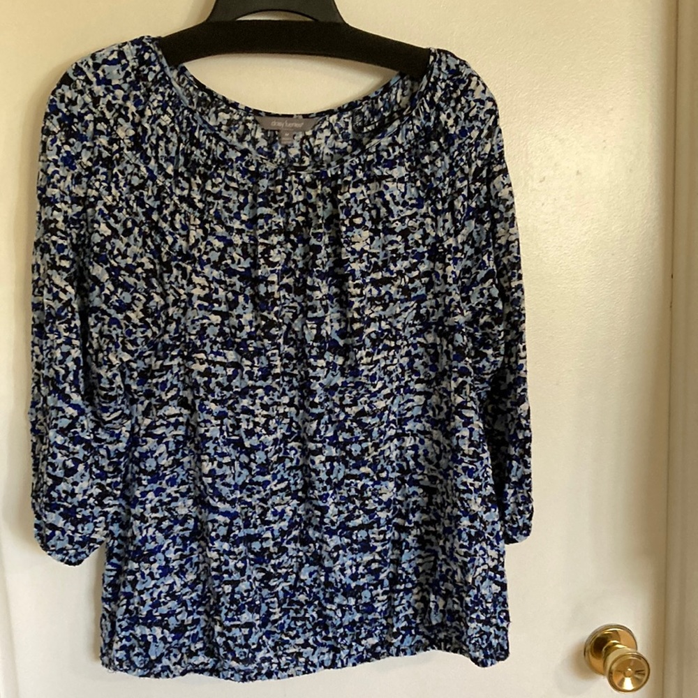 Multi color blue tone top size M